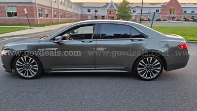 2017 Lincoln CONTINENTAL