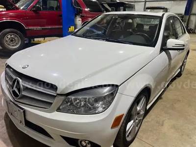 2010 Mercedes-Benz C-Class C300 4MATIC Luxury Sedan