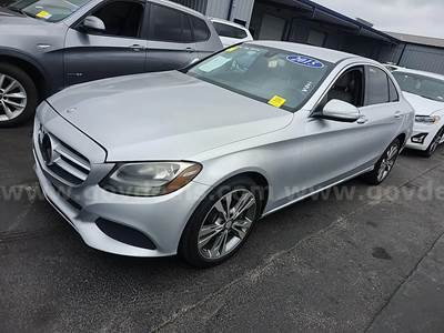 2015 Mercedes-Benz C Class 4MATIC AWD 4D Sedan 4Matic 2.0 4cyl