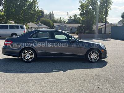 2010 Mercedes-Benz E-Class E550 Sedan