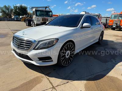 2015 Mercedes-Benz S-550 4.7L Twin-Turbo V8 Sedan