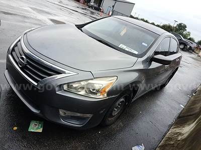 2015 Nissan Altima 2.5 S FWD 4D Sedan 2.5 4cyl.