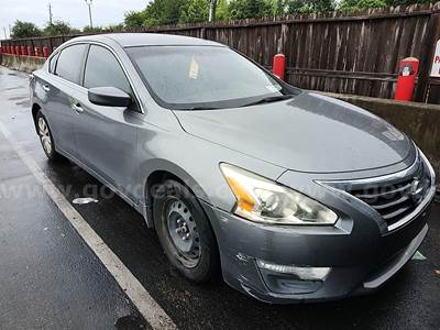2015 Nissan Altima 2.5 S FWD 4D Sedan 2.5 4cyl.