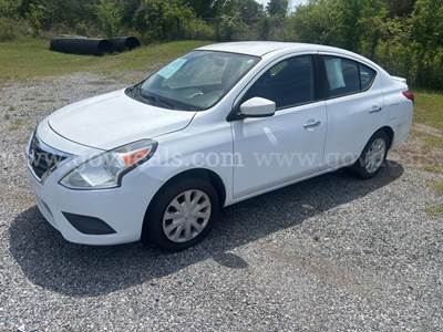 2019 Nissan Versa 1.6 SV Sedan