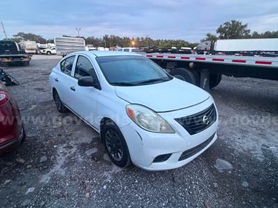 2012 Nissan Versa 1.6 S Sedan