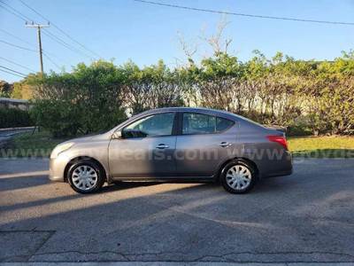 2016 Nissan Versa 1.6 SV Sedan