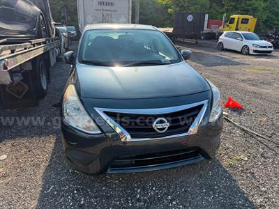 2016 Nissan Versa 1.6 SL Sedan