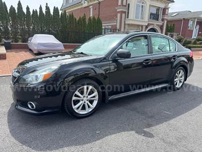 2013 Subaru Legacy LIMITED EDITION RUNS AND DRIVES PERFECT