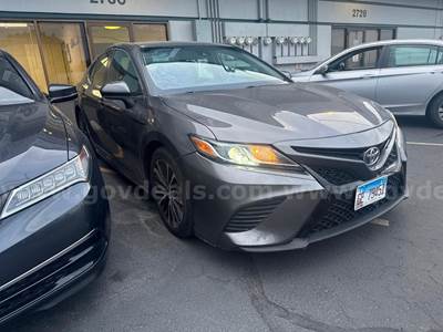 2018 Toyota Camry SE
