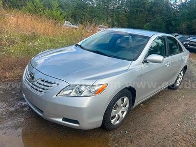 2009 Toyota Camry LE 5-Spd AT