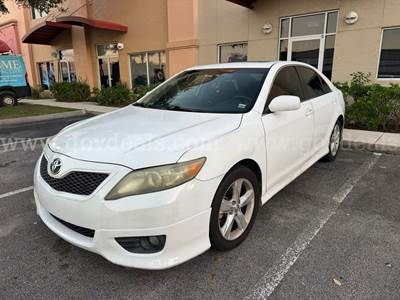 2011 Toyota Camry SE — 177,000 Miles — Automatic