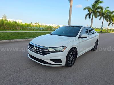 2019 VOLKSWAGEN JETTA 4D SEDAN SE