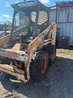 SKID STEER BOBCAT CLARK 732 SKIDSTEER - CAN SHIP - MA