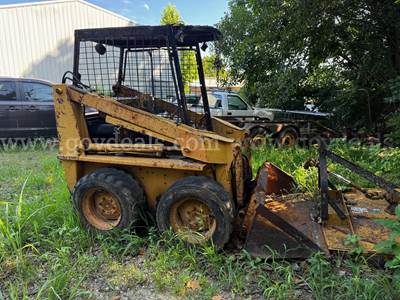 Case 1835B skid steer