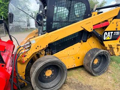 2017 Caterpillar 272D2 Skid Steer Loader w/ 72 Hydraulic Forestry Mulcher Attachment