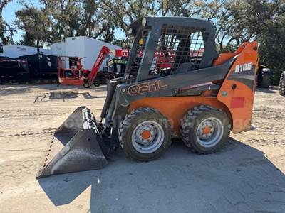 2018 GEHL COMPACT SKID STEER LOADER MODEL R105, DIESEL
