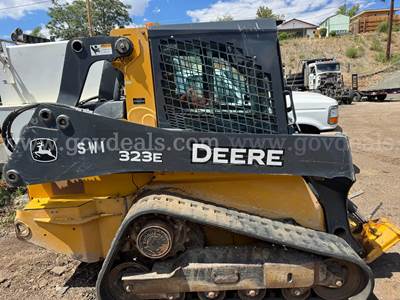 2014 John Deere 323E Skid Steer