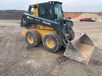 2022 John Deere 330G Skid Steer