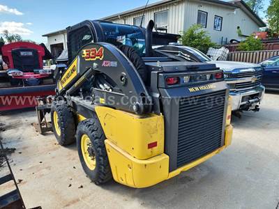 2023 New Holland L334     Skid Steer