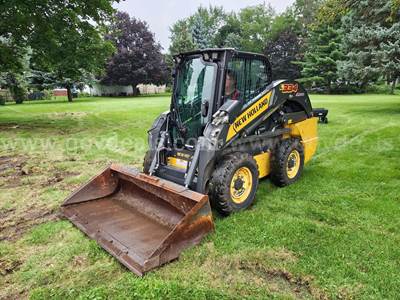 2023 New Holland L334     Skid Steer