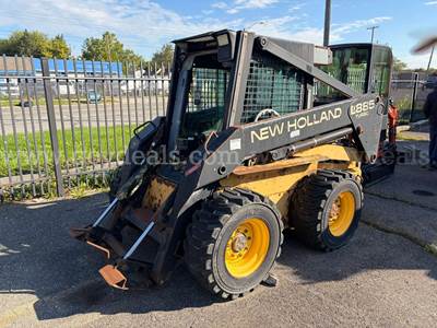 New Holland	LX885 Wheeled Skid Steer