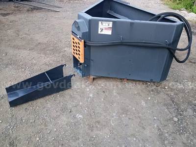 FACTORY - NEW Wolverine CCT-11-148V 148-Gal Skid Steer Hydraulic Concrete Shooter Bucket - Raleigh NC