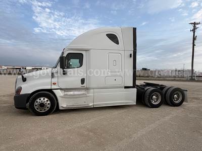 2016 Freightliner Cascadia 125