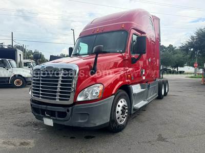 2016 Freightliner Cascadia 125
