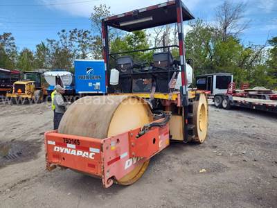 2008 Dynapac CS142 3-wheel static smooth drum roller