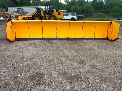 19’ Arctic Sectional Snow Pusher