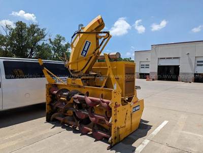 2001 Snogo Snowblower