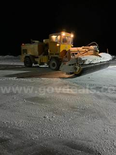 2001 Stewart & Stevenson Snow Sweeper **Extremely Low Miles**
