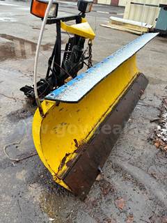 8ft plow - LOCAL PICK-UP -MA
