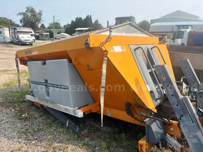 EPoke Salt Spreader