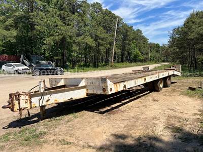 EAGER BEAVER TRAILER With ramps