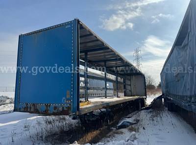 1998 Nu Van Technology NVF-48102 T/A Curtain Side Trailer