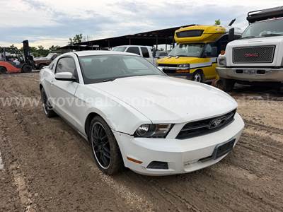 2011 Ford Mustang V6 Coupe