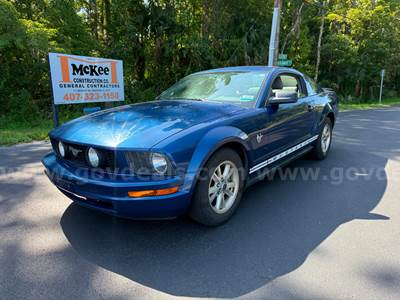 2007 Ford Mustang V6 Deluxe Coupe