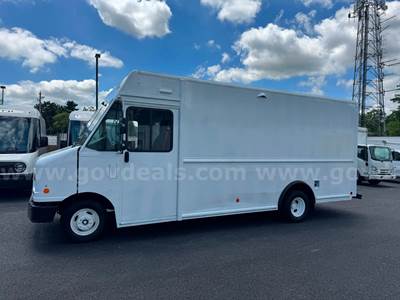 2019 FORD E450 STEPVAN/ PARCEL DELIVERY VAN