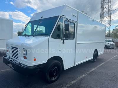 2020 FORD F59 GAS STEPVAN, LOW MILE PARCEL DELIVERY VAN