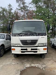 2010 Nissan UD3000