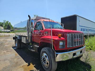 2000 GMC C7500 2800 Gallon Heating Oil Truck