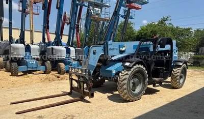 Genie GTH-844 8,000lb Lift Telehandler