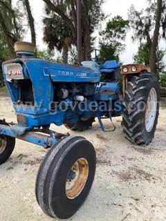 Rare Ford 7200 Row Crop Flat Deck Diesel Tractor