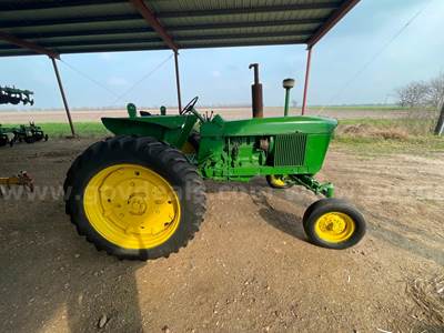 John Deere 3010 Propane Tractor