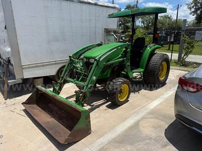 2005 JOHN DEER TRACTOR 400X LOADER