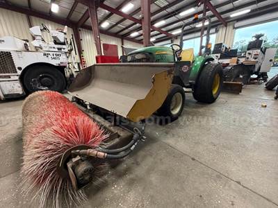2009 John Deere 4520 4WD Wheel Tractor