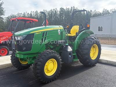 2019 John Deere 5100E Tractor