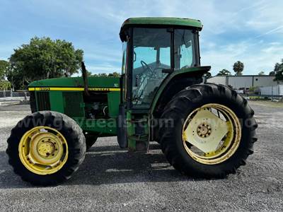 John Deere 6605 4x4 Tractor