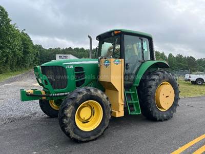 John Deere 7230 Tractor with Diamond Cutter